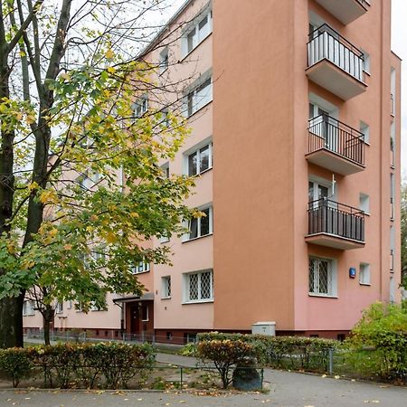 Two-Bedroom Family Apartment Esperanto Next To Klif By Noclegi Renters Варшава Экстерьер фото